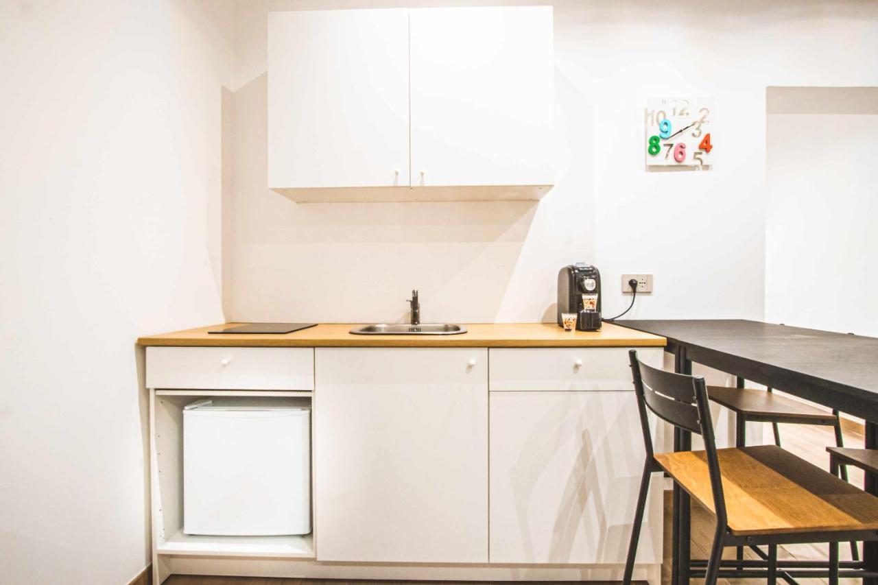 Katt Sea Apartment باري المظهر الخارجي الصورة